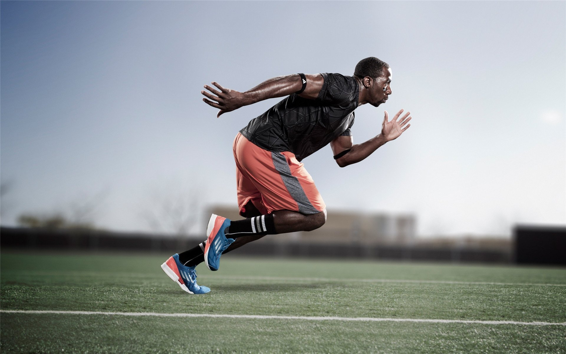 男子接力战力十足 强势摘银，男子接力选手